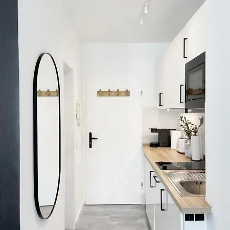 Seaside Rooms - Zentrales Design-Apartment Mit Balkon & Parkplatz - 2 Minuten Zum Strand Timmendorfer Strand Exterior photo