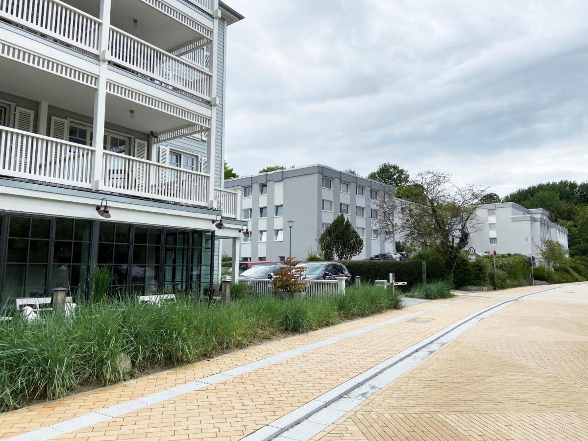 Apartment Zentrales Strandnahes Design-apartment Mit Balkon Und Parkplatz *